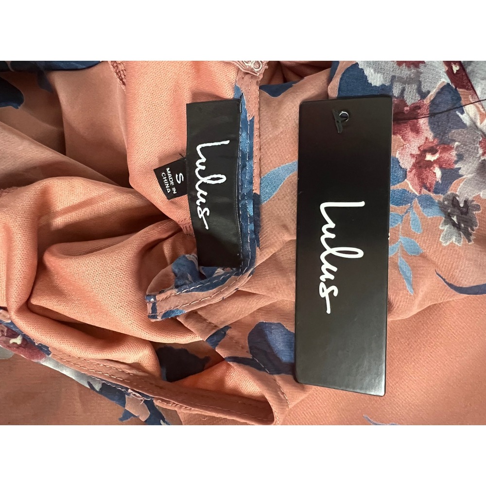 Lulus Dusty Rose Floral Faux Wrap Midi Dress Tie Front Keyhole Small NEW - Picture 4 of 12